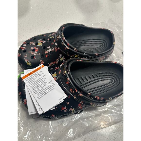 Ditsy Floral Clogs - Picture 3 of 4